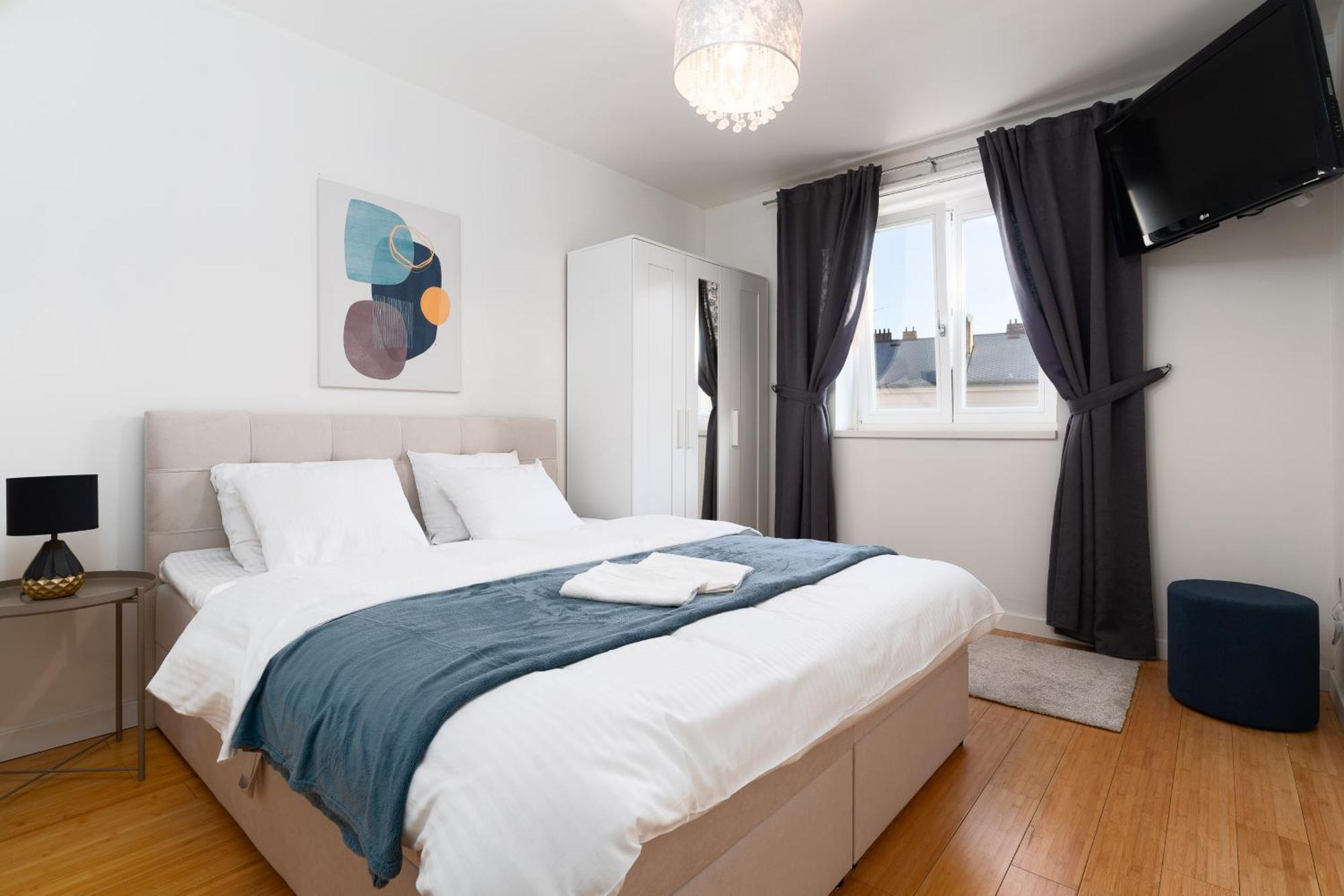 Two-Level Apart With A Terrace Near The Vltava River Praga Esterno foto