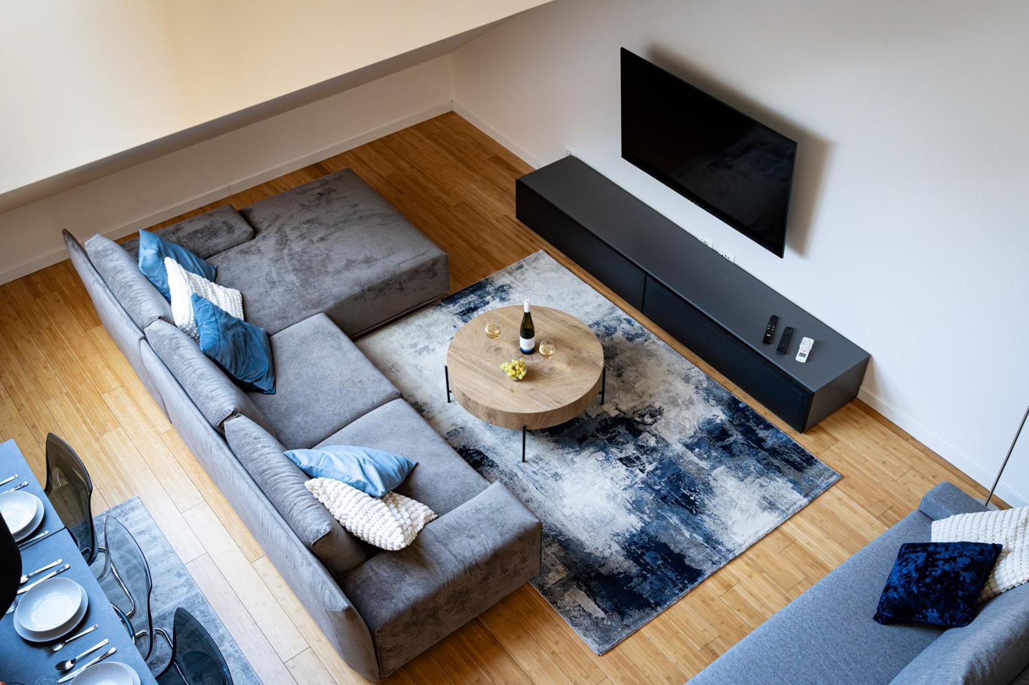 Two-Level Apart With A Terrace Near The Vltava River Praga Esterno foto